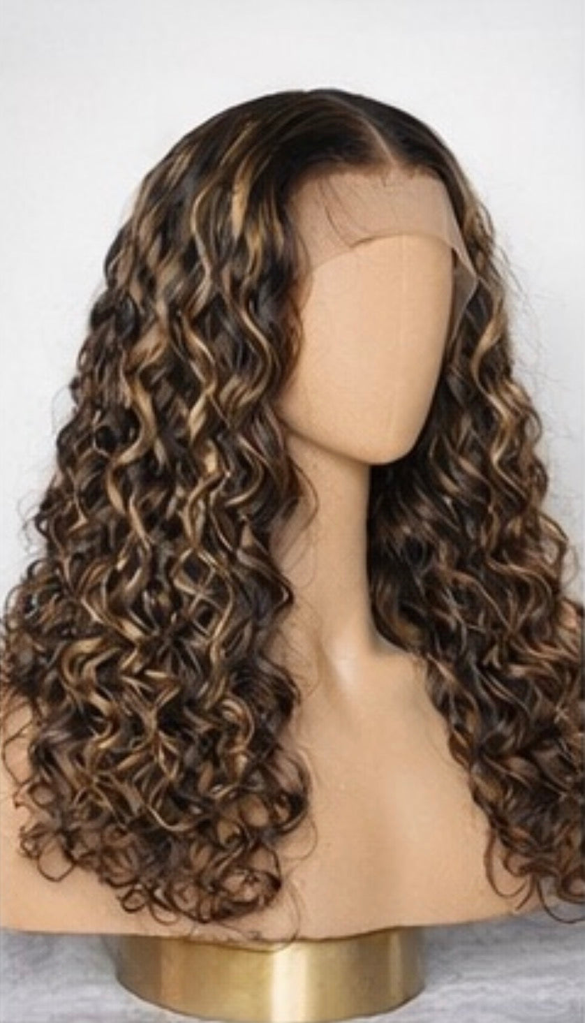 💕✨13*4 18” Sexy Curly p/27 Wig 💕